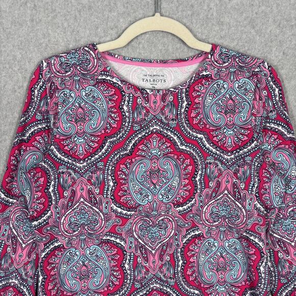 The Talbots Tee Medium Petite Pink Blue Paisley Cotton Soft Thin Jersey Preppy - Picture 2 of 9